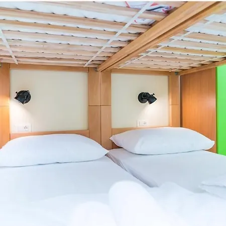 Auberge de jeunesse Ai Split