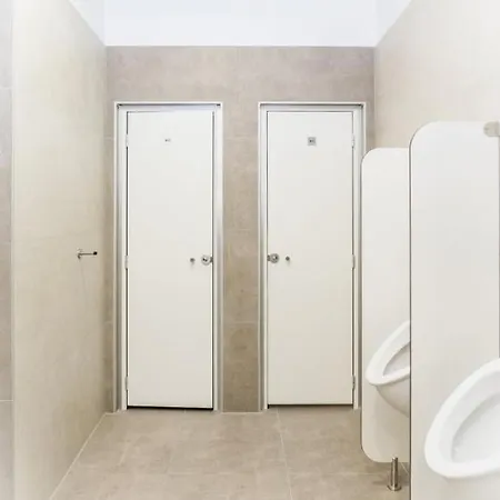 Ai Hostel